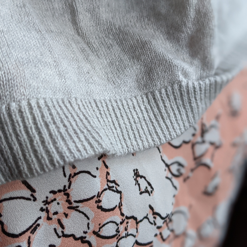 NWOT. Roz&Ali XL sweater and attached tank - Picture 3 of 7